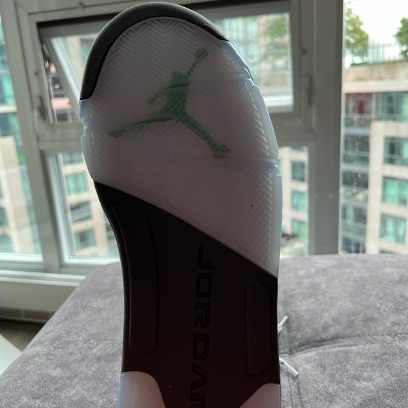 Brand New Authentic Air Jordan 5 “Green Bean” size 11 & 11.5 - Picture 3 of 5